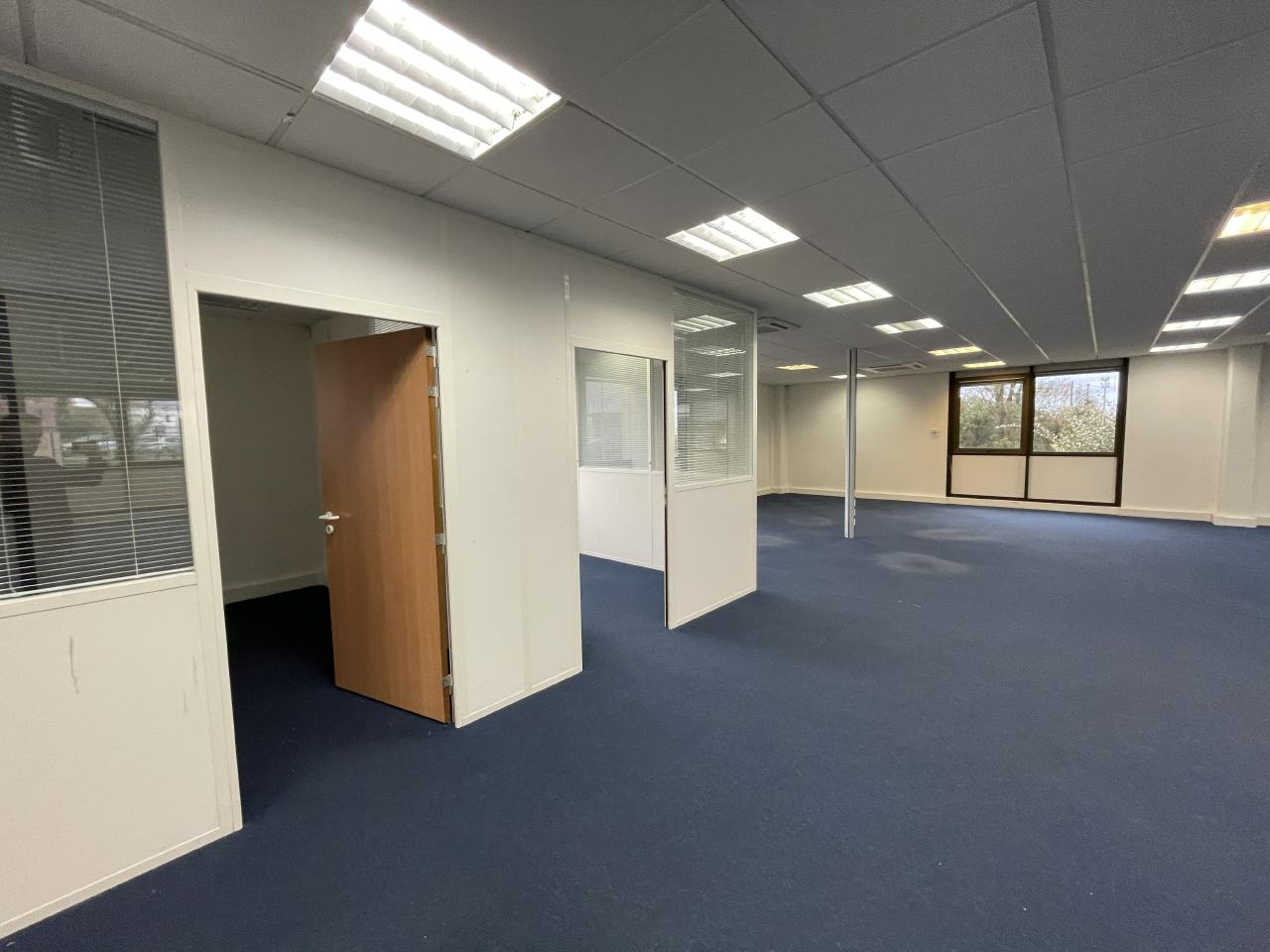 Bureau Carquefou 352m² Location bureau Carquefou Loire-Atlantique OLBUR2112315 4